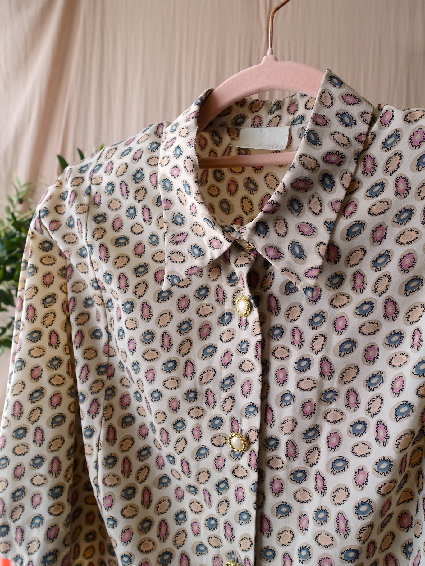 The Vintage pastel paisley shirt