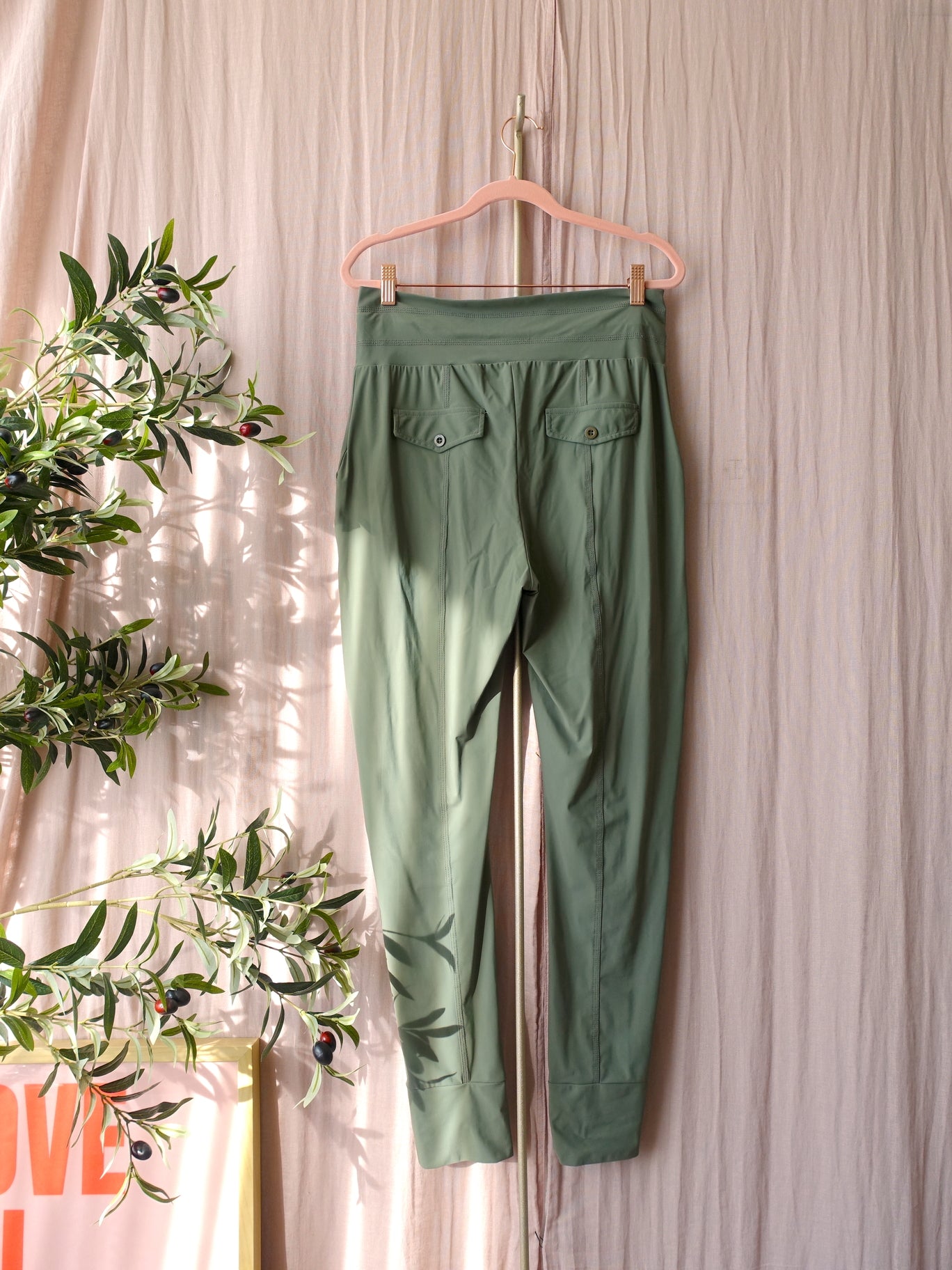 Zoso travel quality pants Amber army