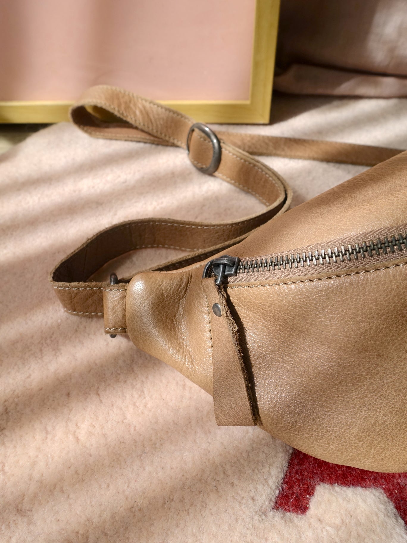 Bag2Bag leather hip bag warm beige