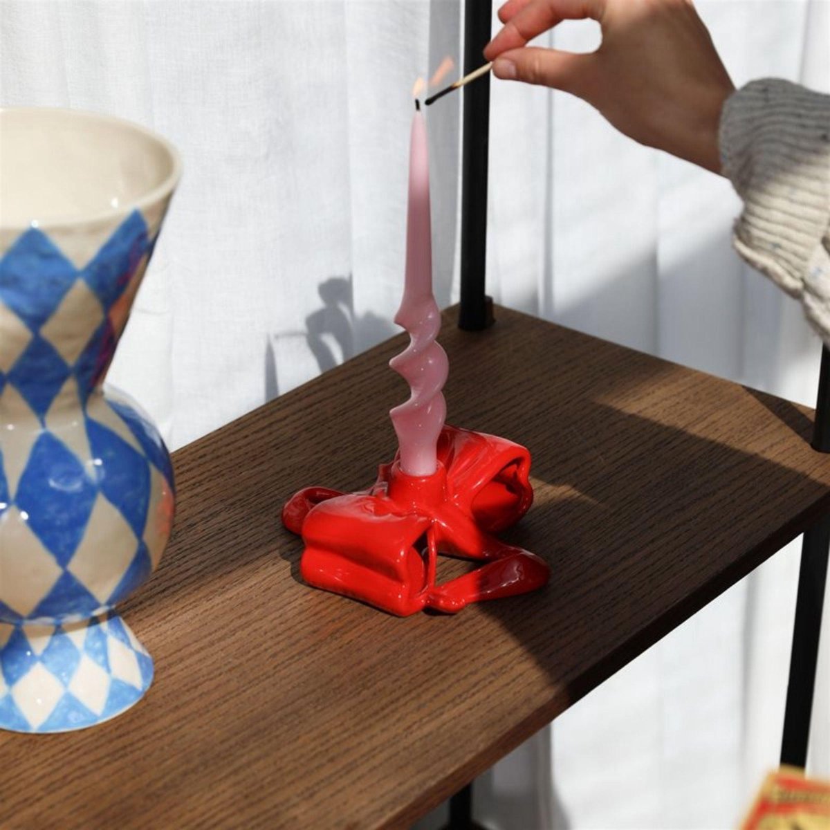 &Klevering ribbon candle holder red