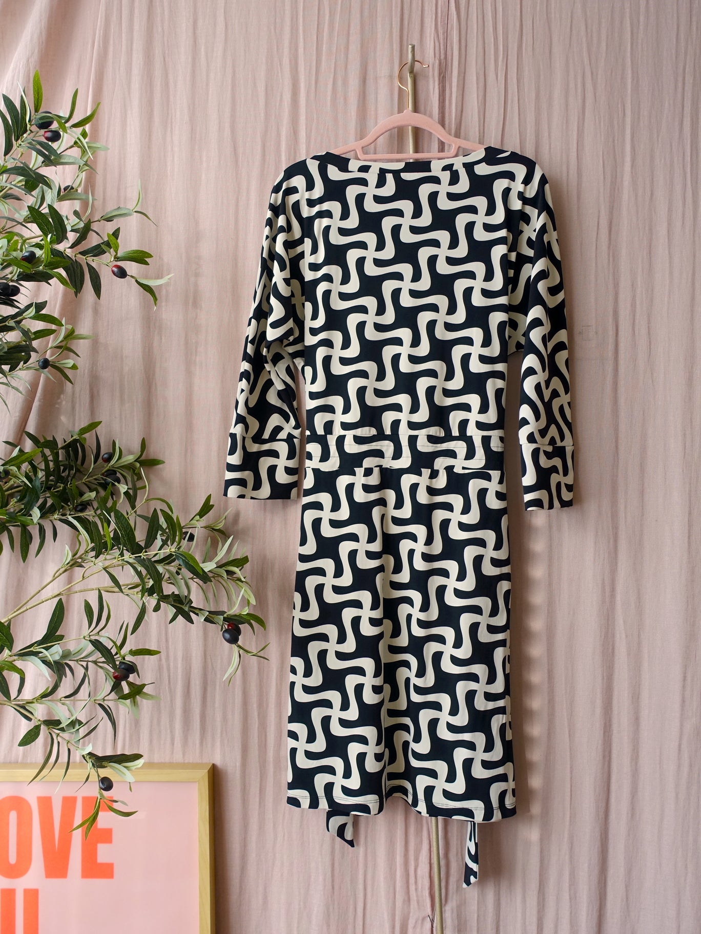 Aime Balance premium travel quality jurk zwart / wit