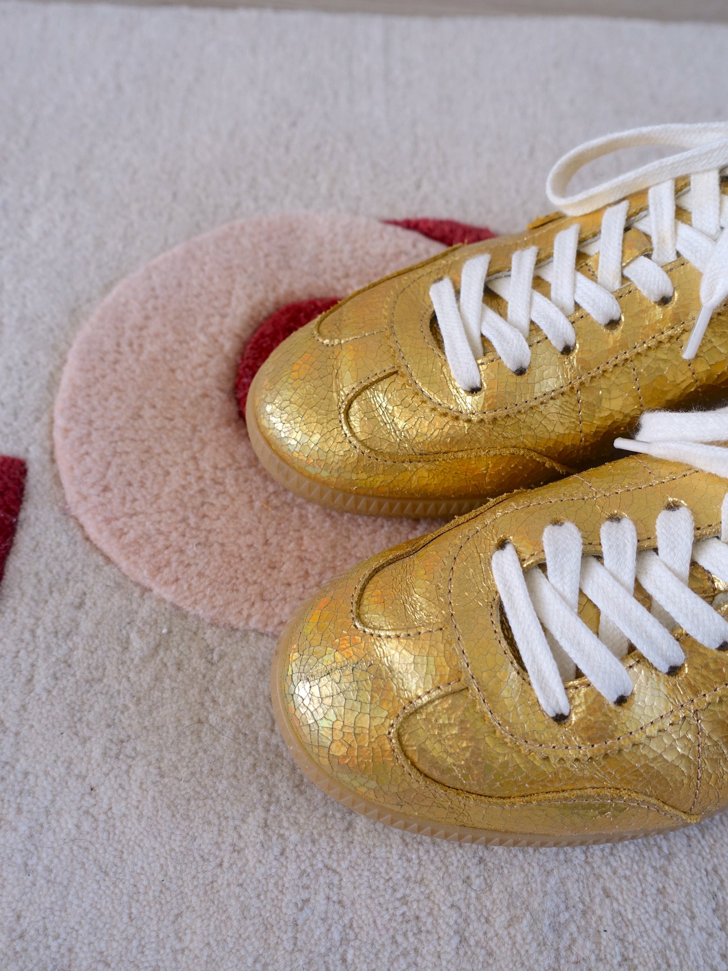 Ama Brand Deluxe blade sneakers solid gold