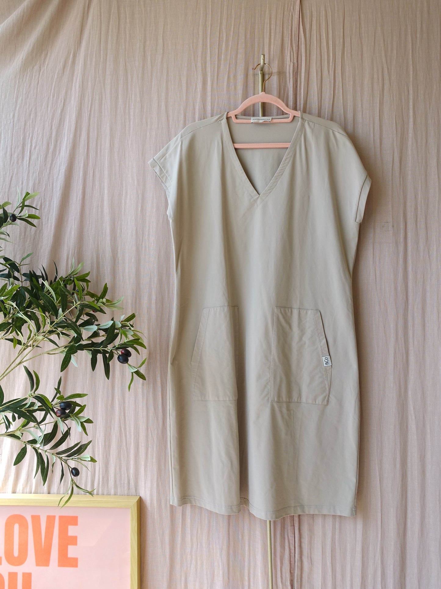 Andco Woman travel quality midi jurk kit