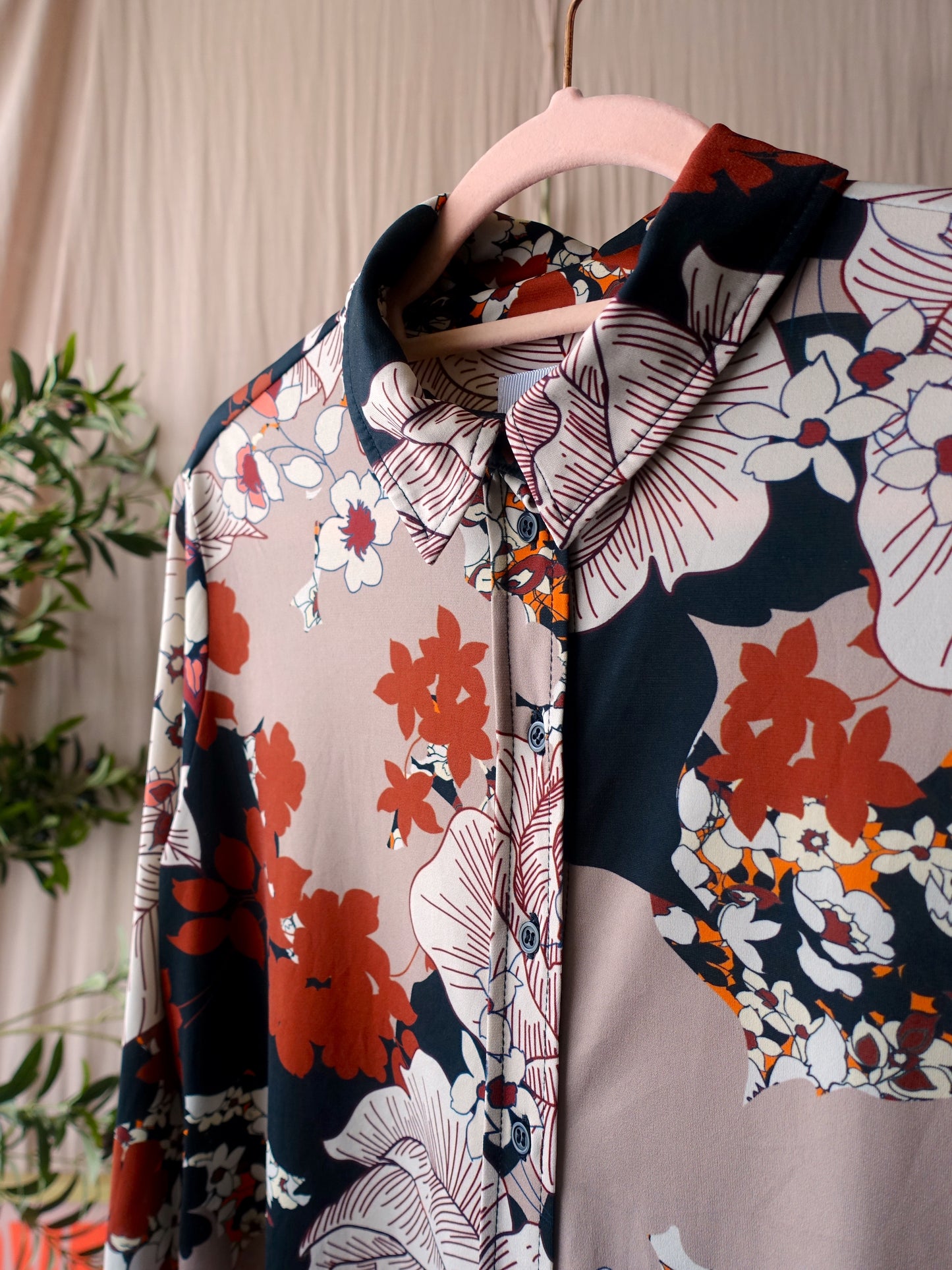 Andco woman travel quality floral blouse lotte