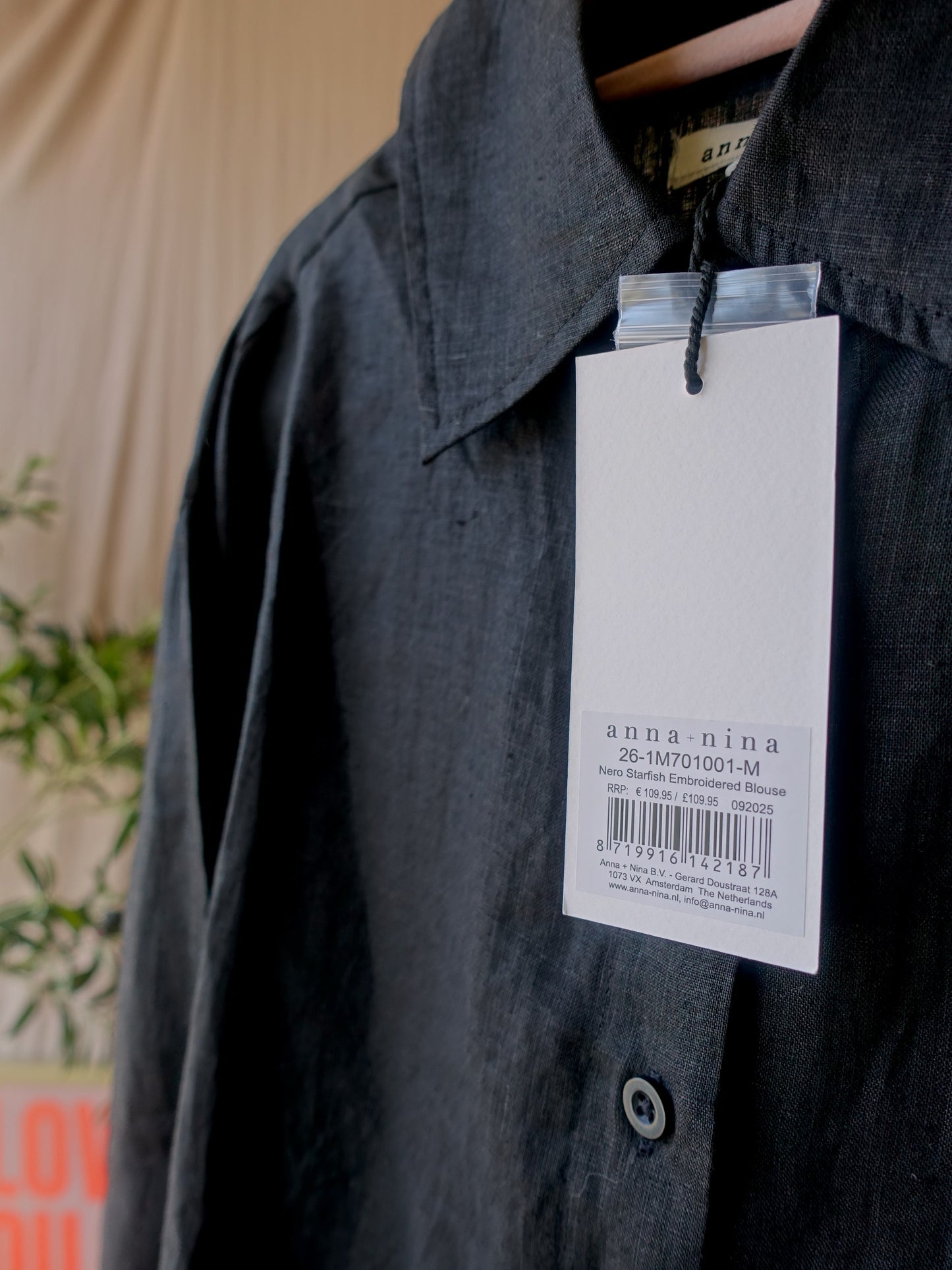 Anna + Nina starfish embroiderd shirt nero black