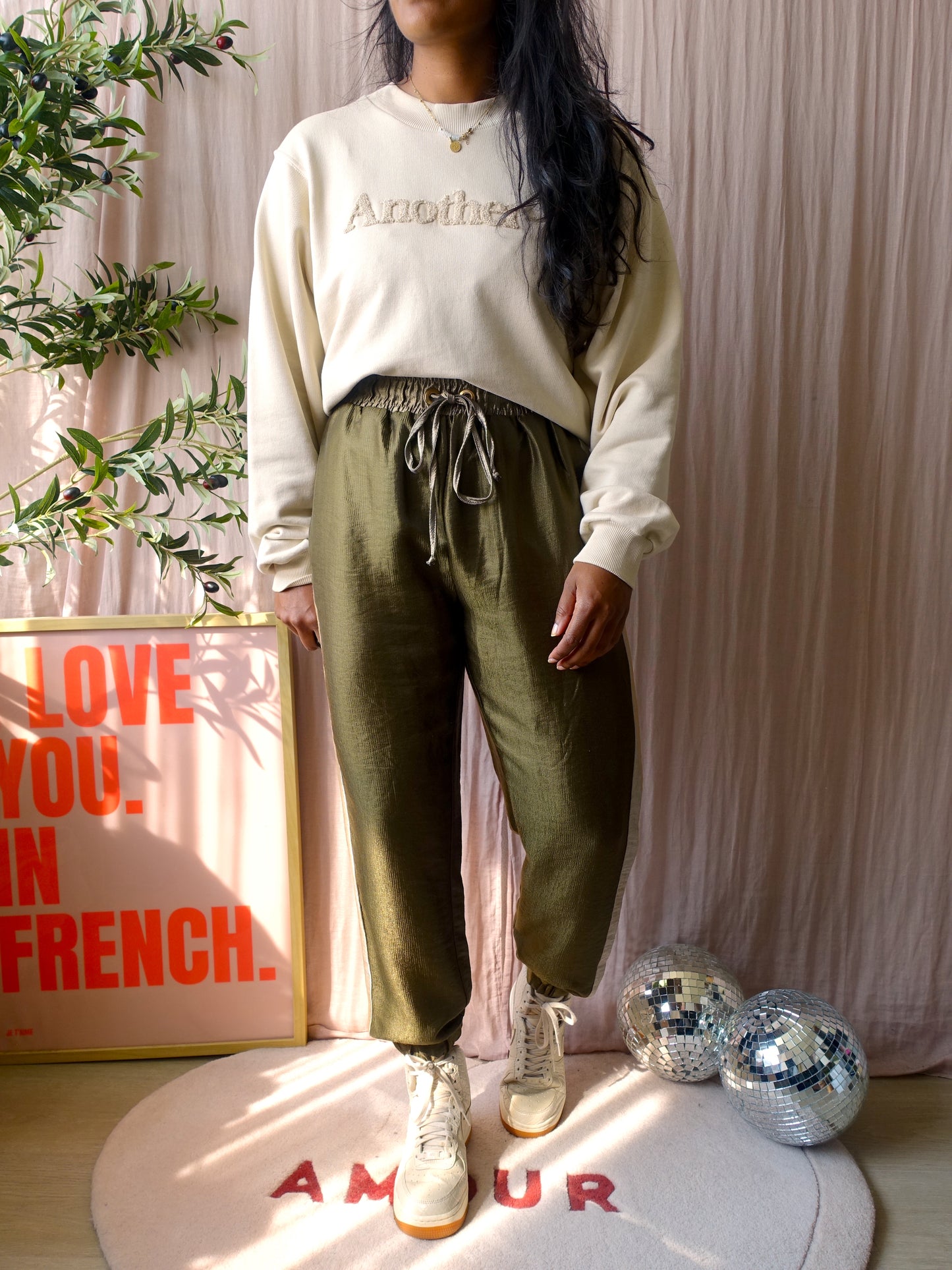 Another Label bouclé logo sweater beige