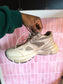 Axel Arigato marathon runner ombre feather