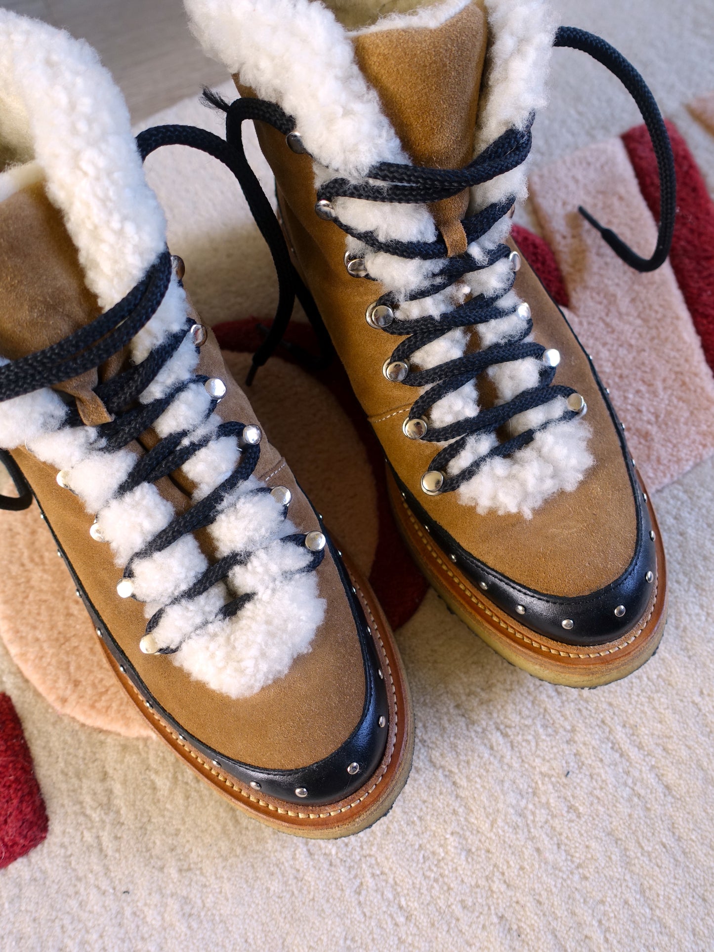 Billi Bi camel snow booties studs