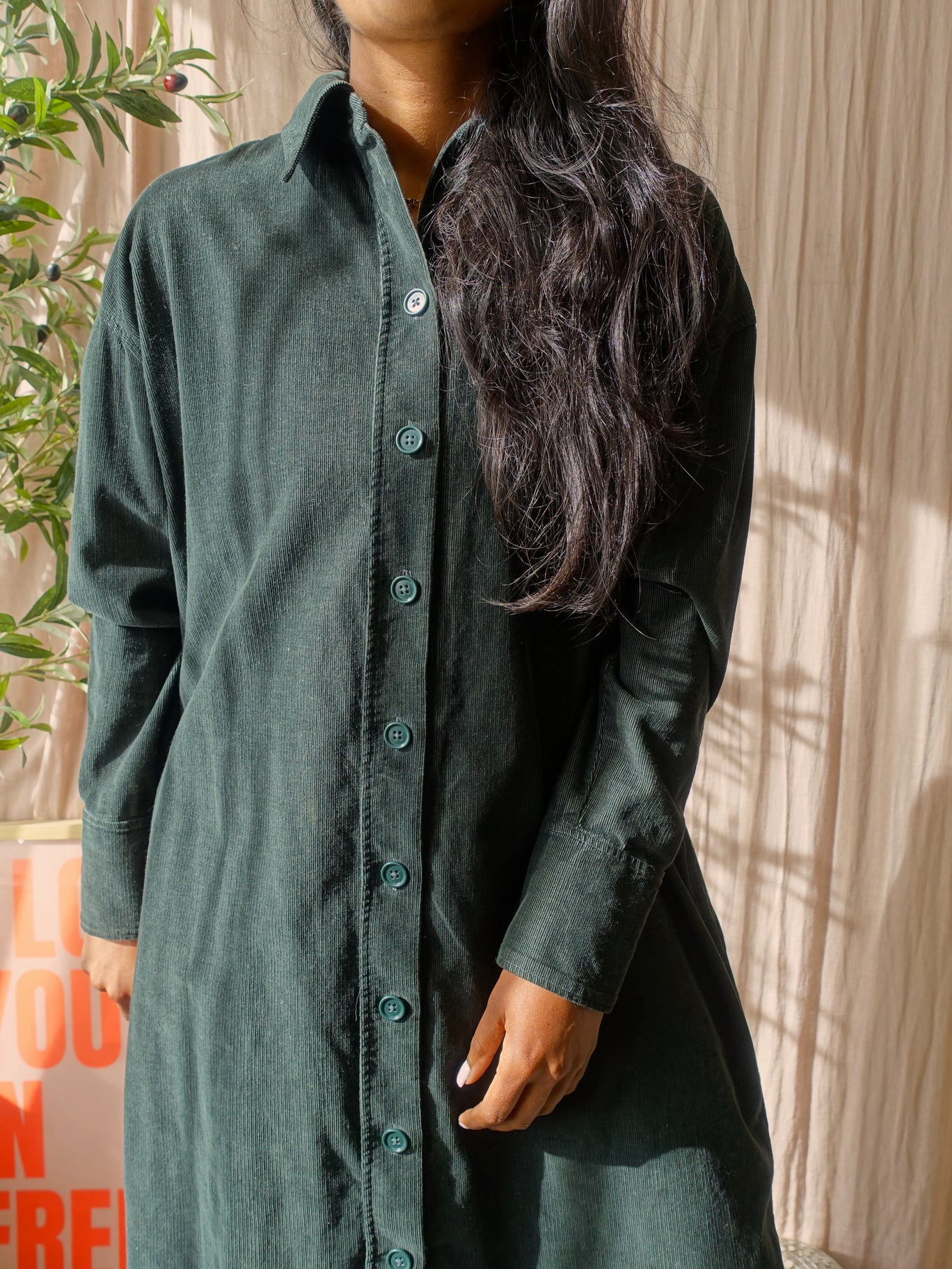COS relaxed fit midi corduroy jurk forest