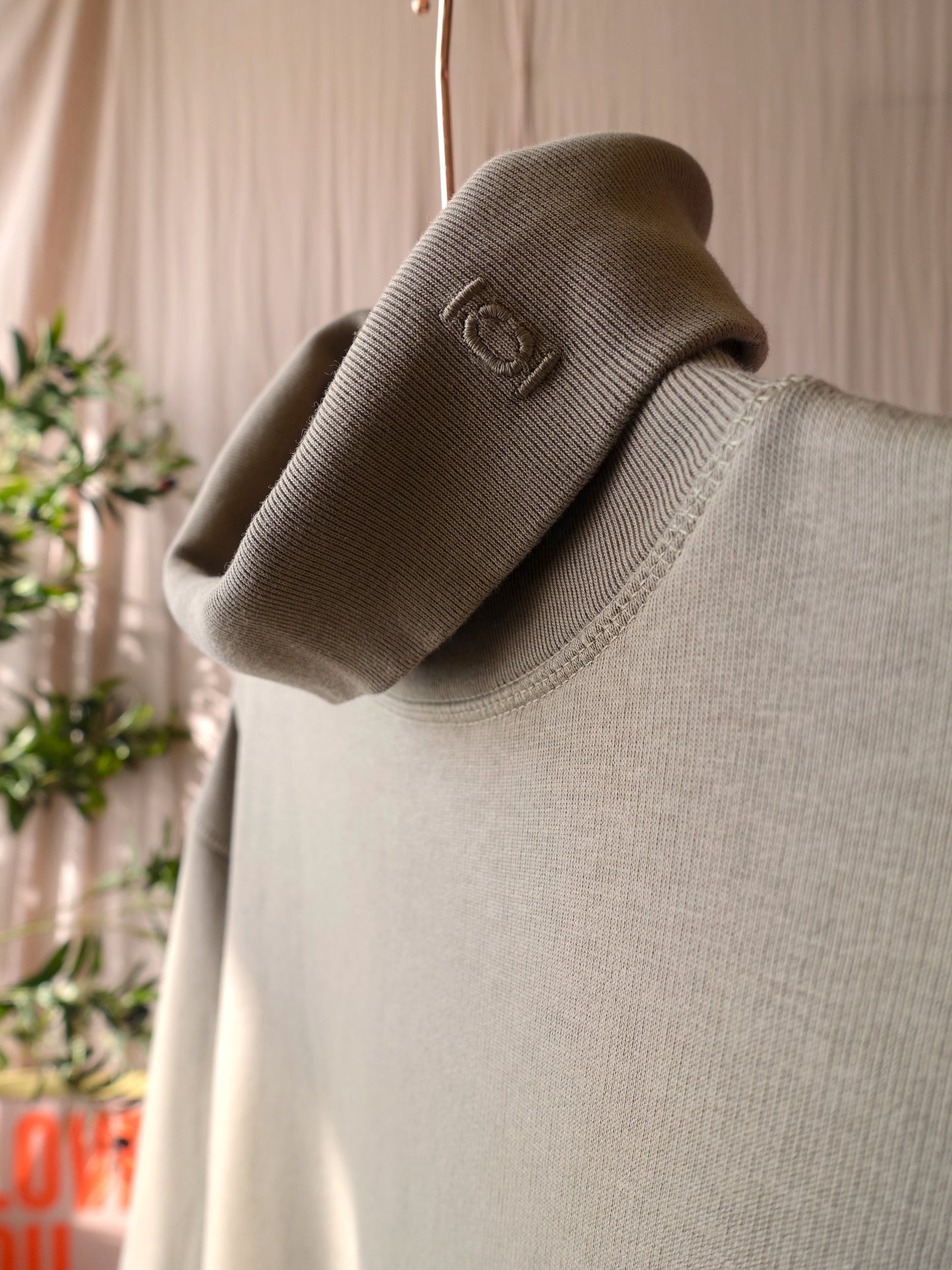 Closed turtleneck sweater warm taupe