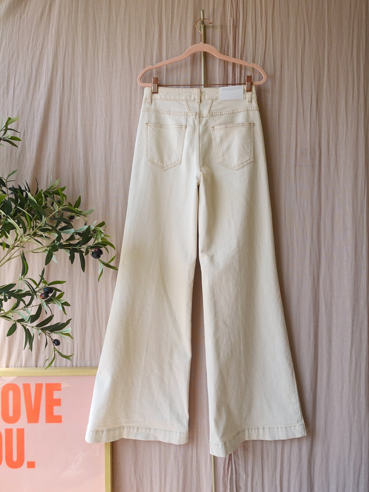 Closed glow-up high waist flared jeans ecru