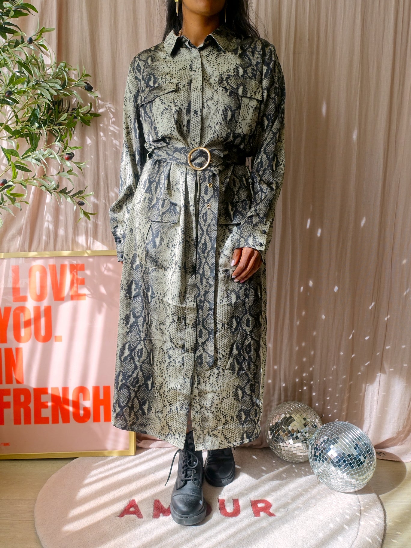 Copenhagen Muse belted satin jurk army