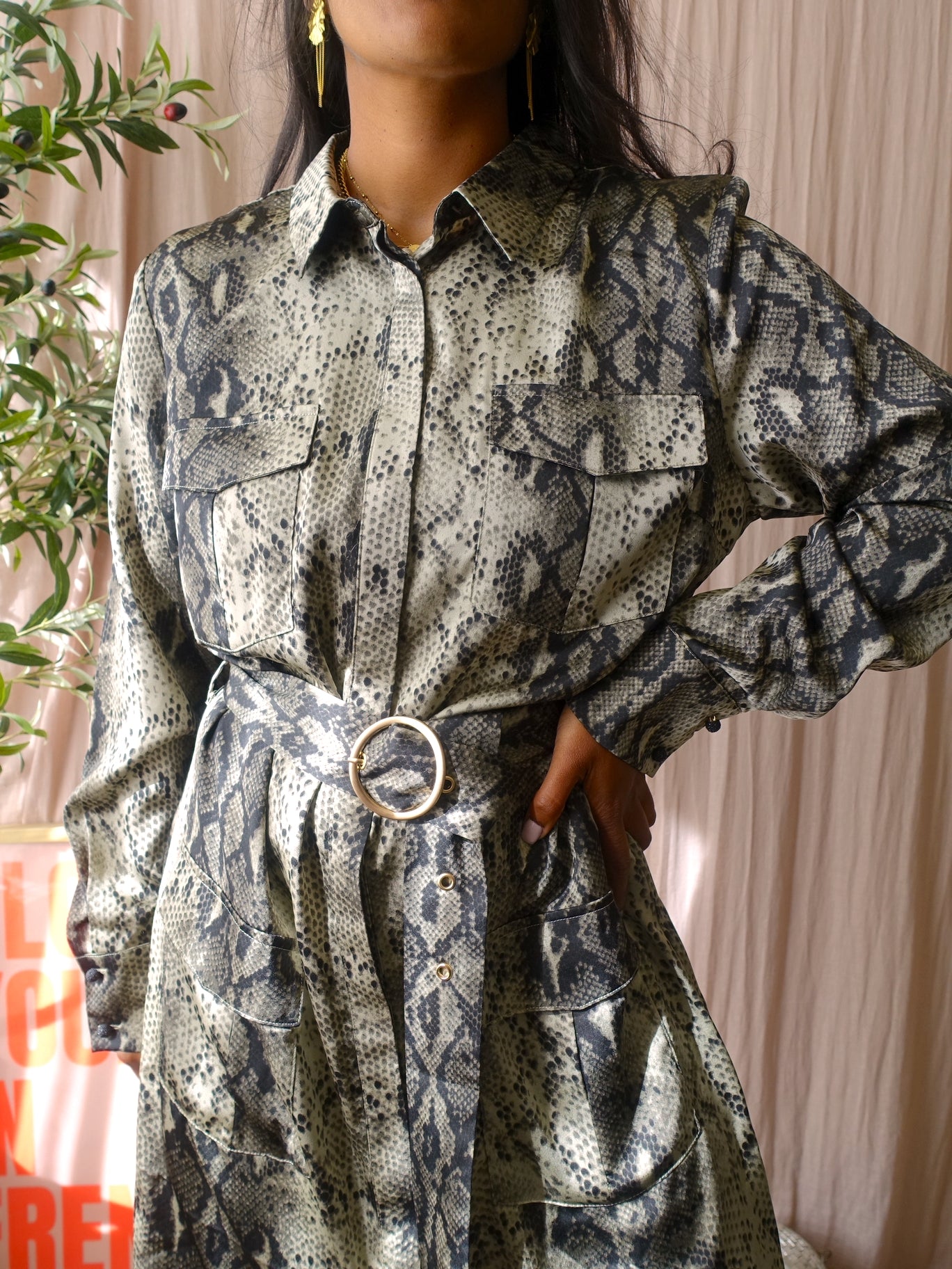 Copenhagen Muse belted satin jurk army