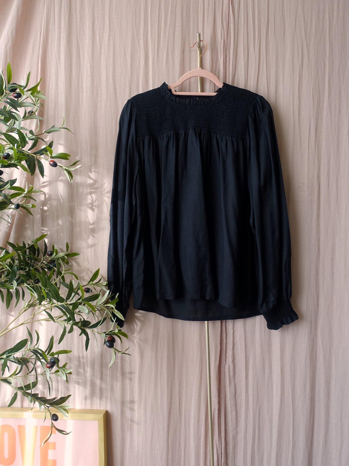 Cream smock detail top zwart