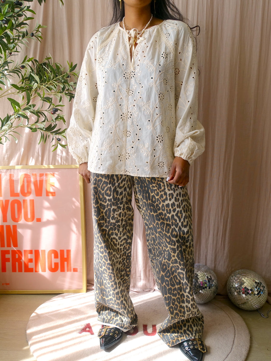 Cotton Club allover broderie top ecru