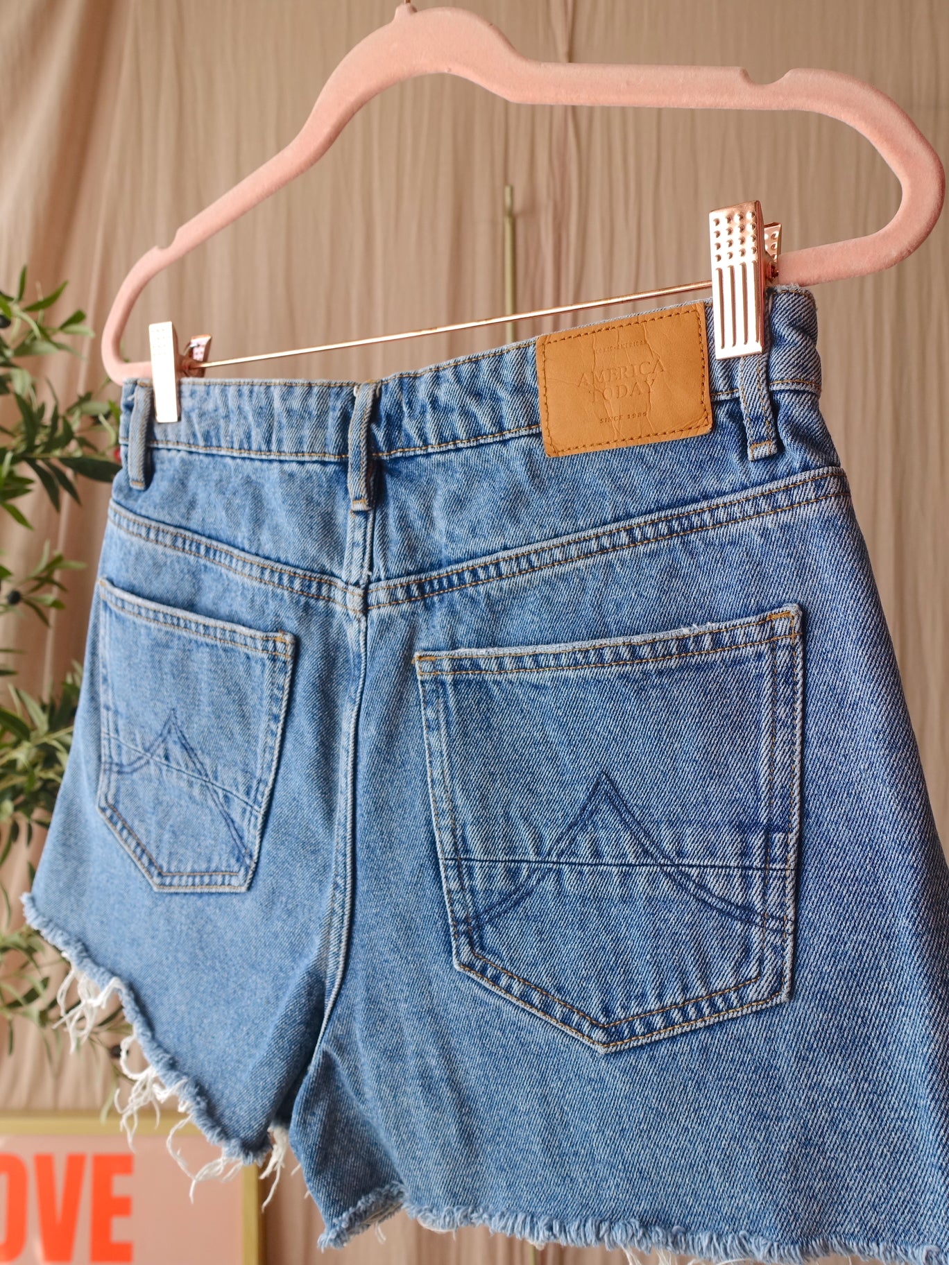 America Today Jadan mom fit denim shorts