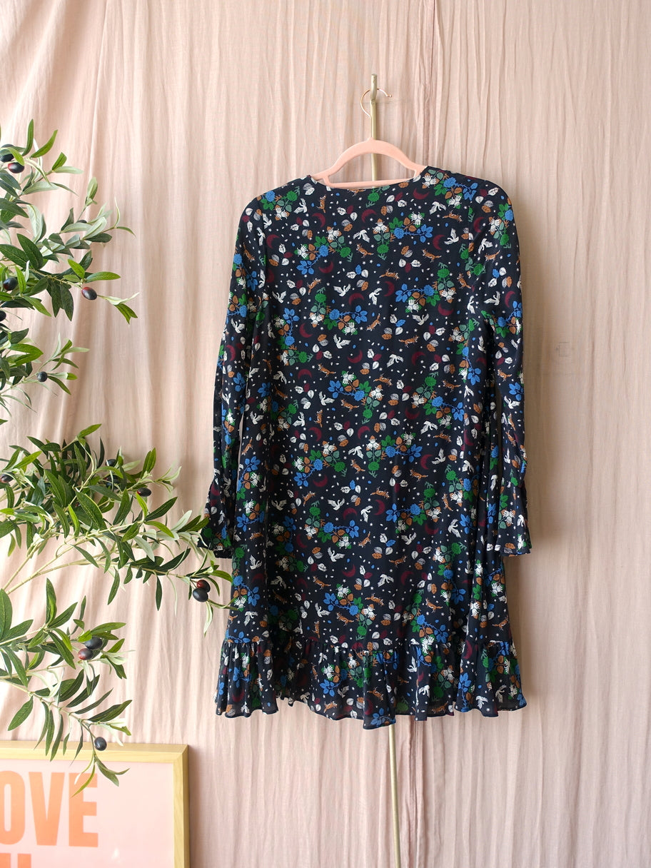 Essentiel Antwerp 100% silk mystic print jurk