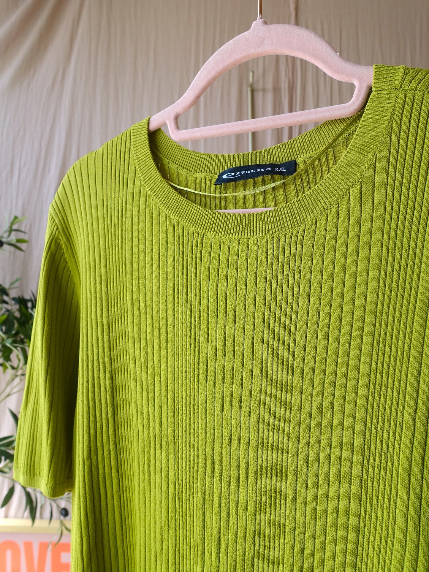 Expresso rib tee pistachio paradise