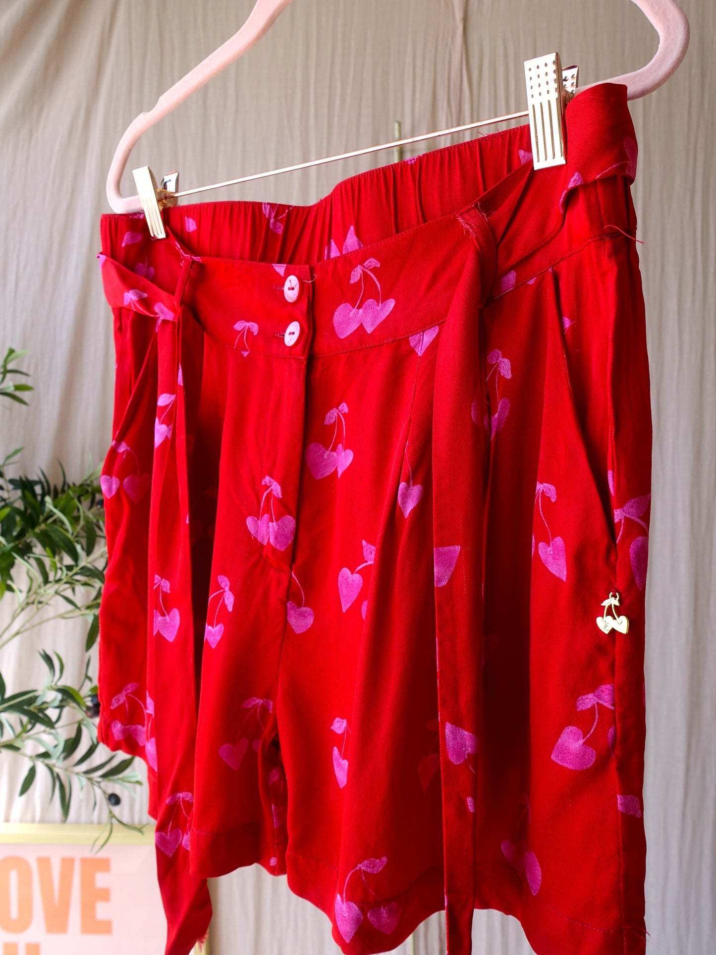 Fabienne Chapot Susan cherry love shorts scarlet