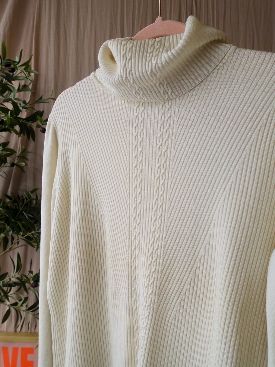 Peter Hahn classic rib cable pullover ecru