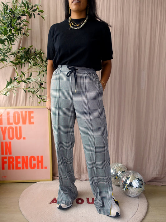 Gina the fine knitted tee zwart