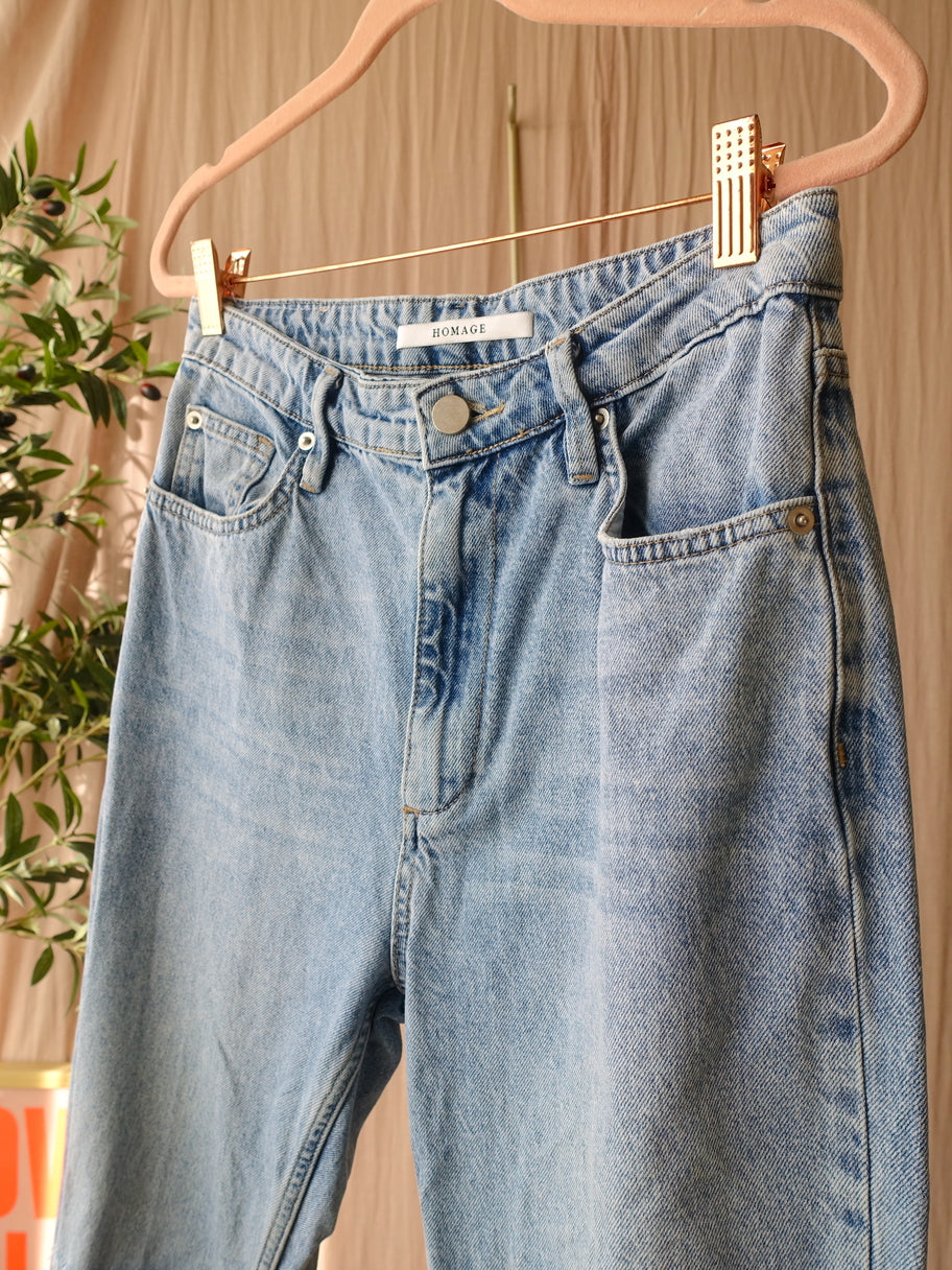 Homage marilyn straight fit destroyed jeans