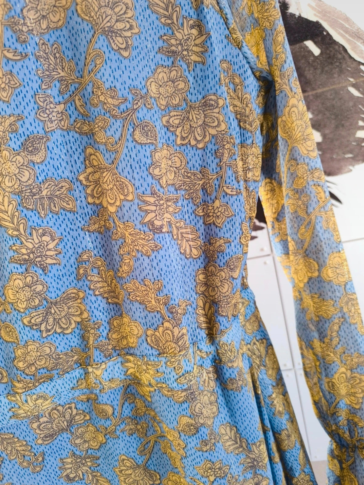 Freebird Zowy lurex ruffle jurk lichtblauw