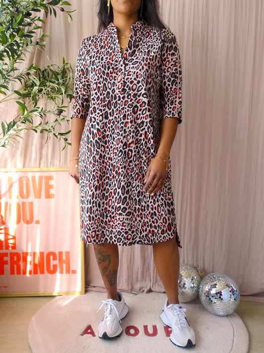 Jane Lushka travel quality leopard print jurk