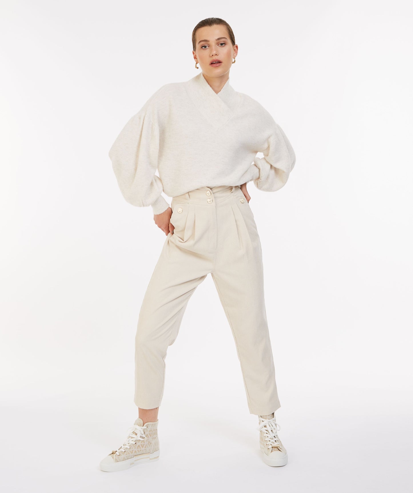 Josh V carther knit whisper white melange