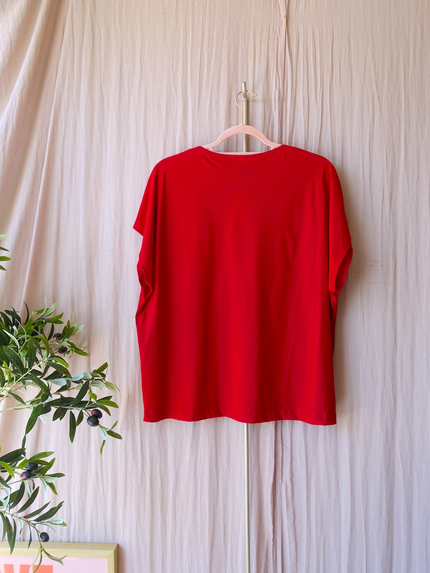 LaDress liz lightweight travel quality top haute red