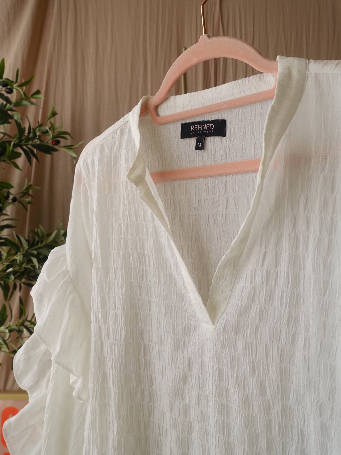 Refined Department Chloe ruffle top wit