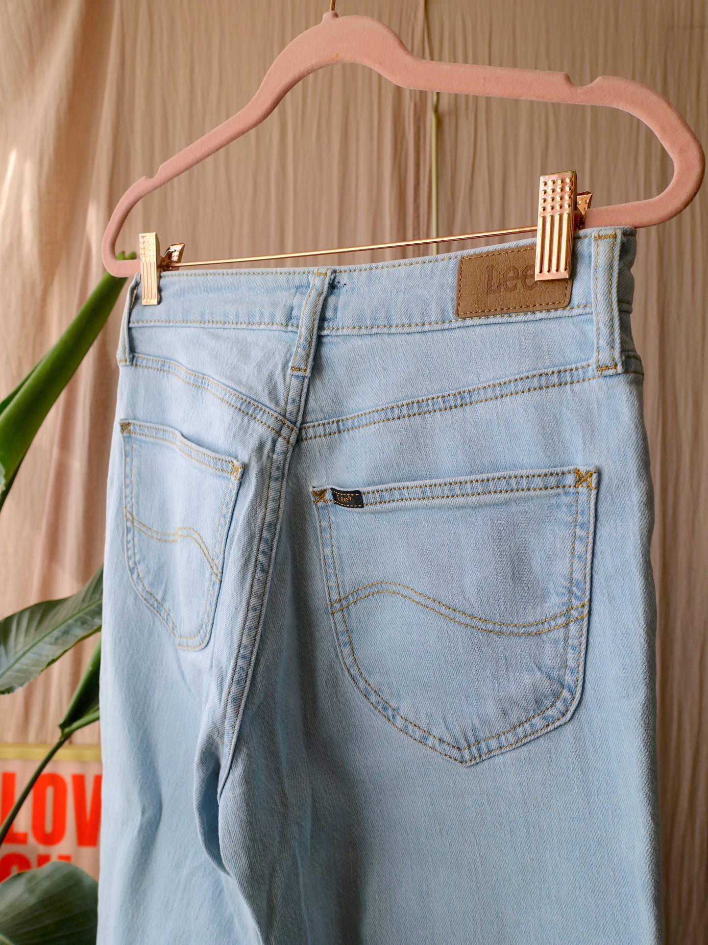LEE Carol cropped high waist jeans in light blue
