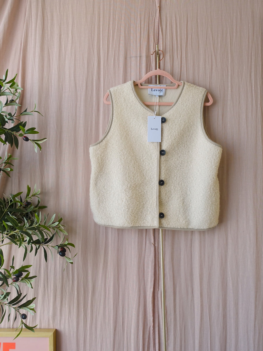 Levete Room the bouclé waistcoat ecru