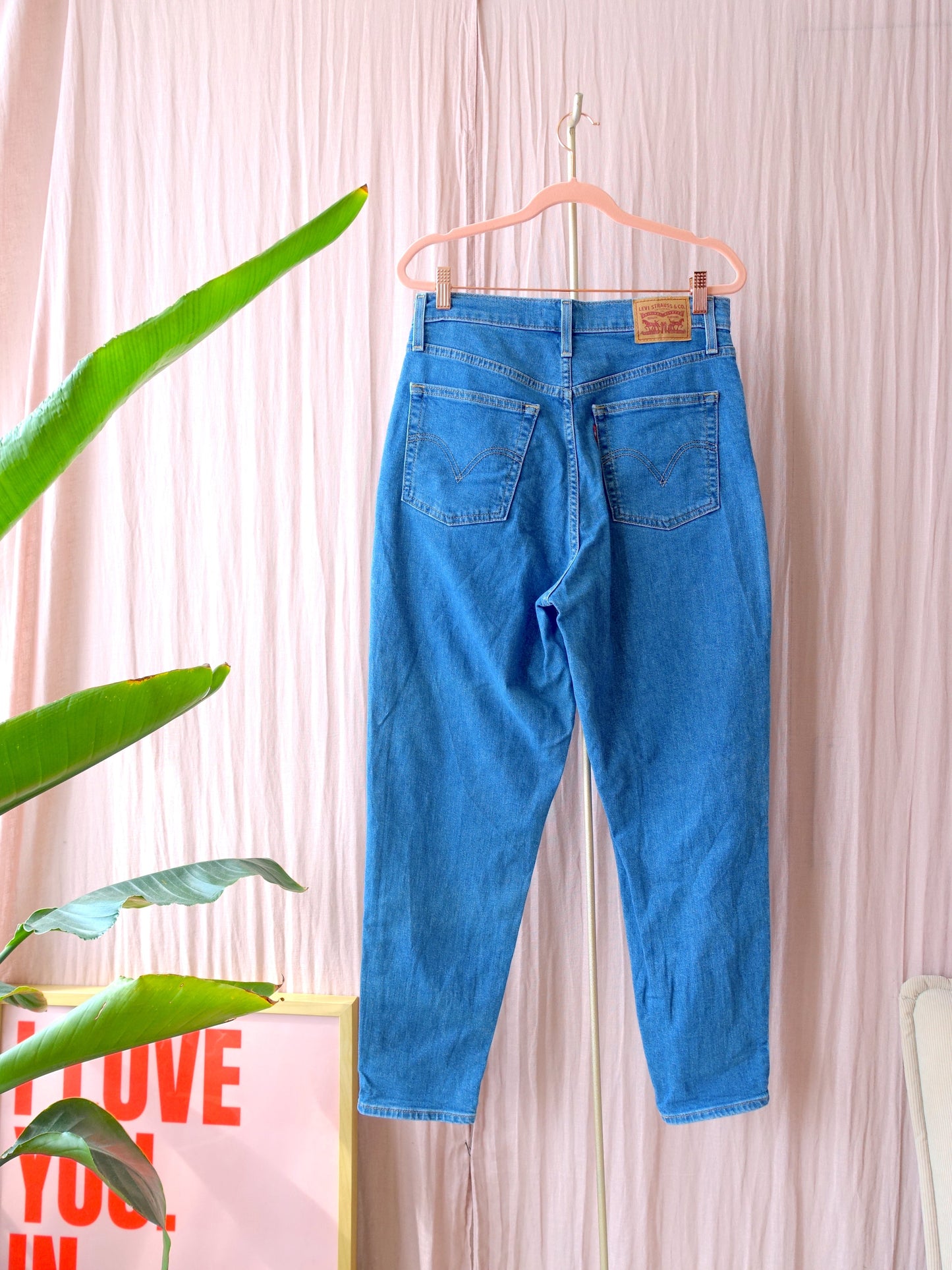 Levi's mom-fit high waist taper