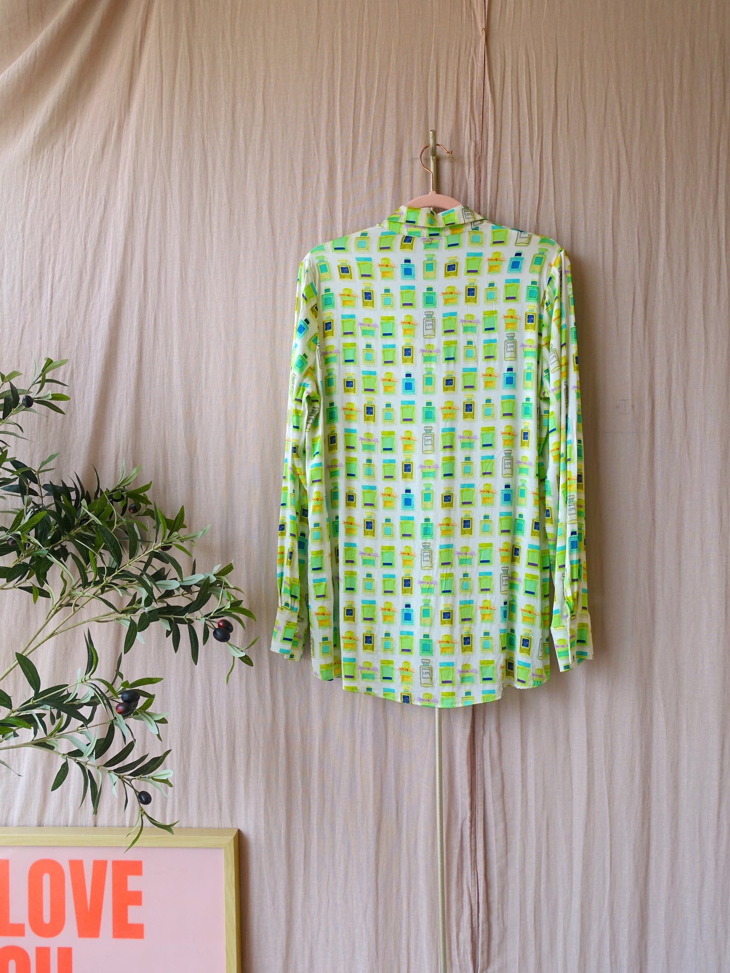 Louis and Mia the fragrance print blouse