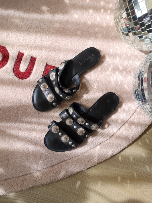 NIKKIE lederen boho slippers Madge