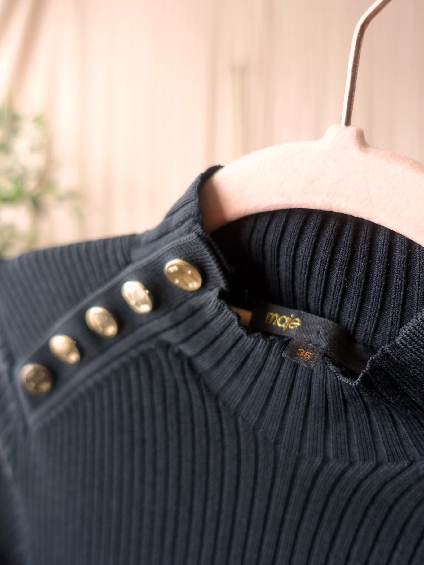 Maje the Parisienne rib knit jurk zwart