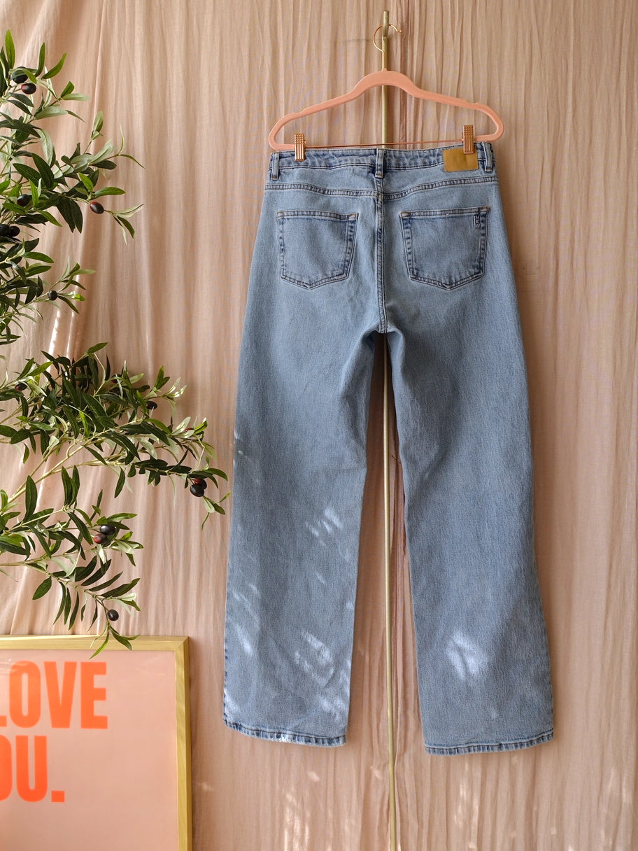 My Essential Wardrobe the Louis high & wide jeans