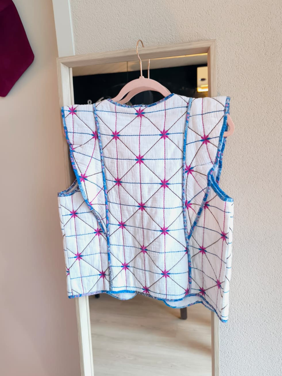 My Jewellery quilted embroidery gilet wit