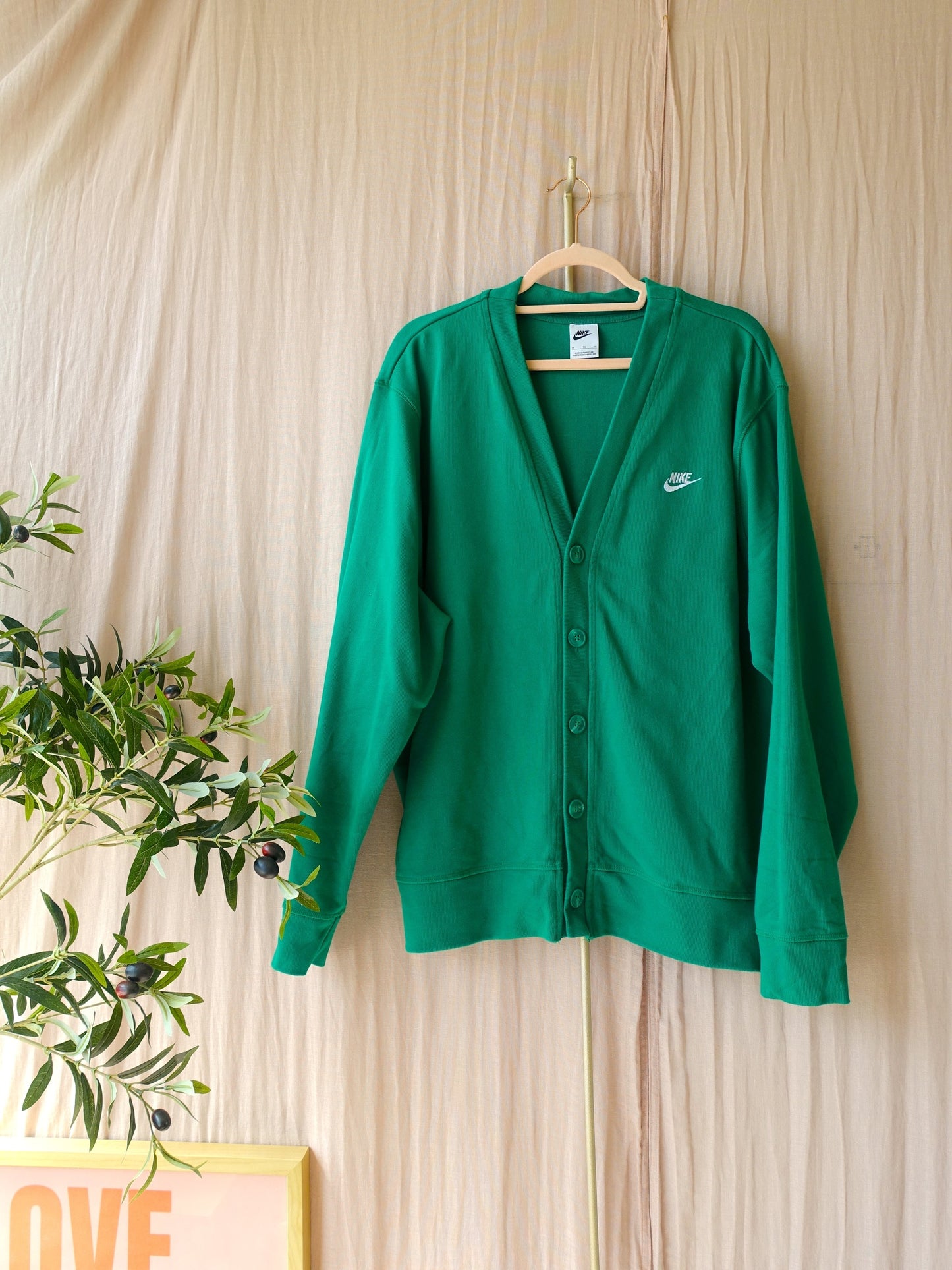 Nike club fairway cardigan tennis court green