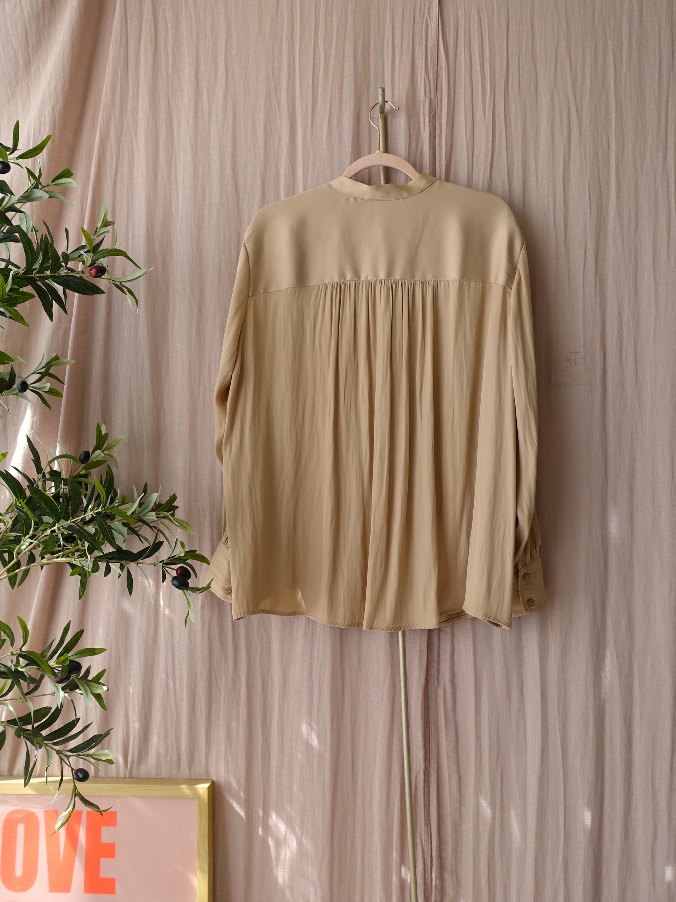 OPUS fogeta satin blouse latte camel