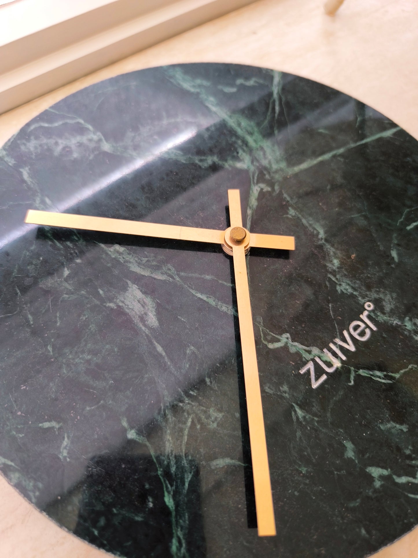 Zuiver marble wandklok emerald green