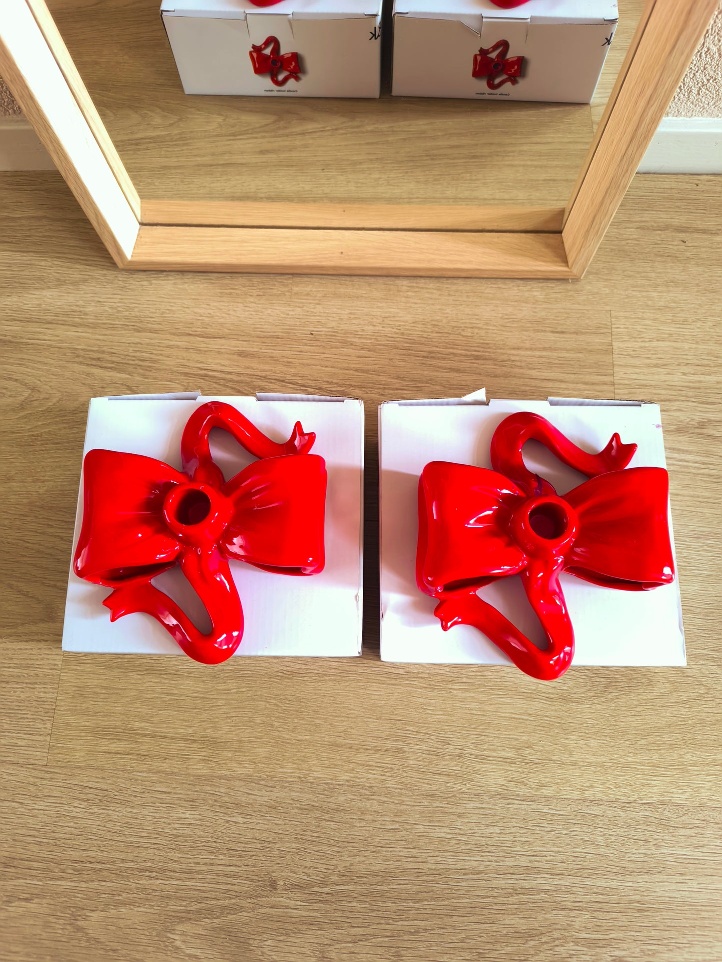 &Klevering ribbon candle holder red