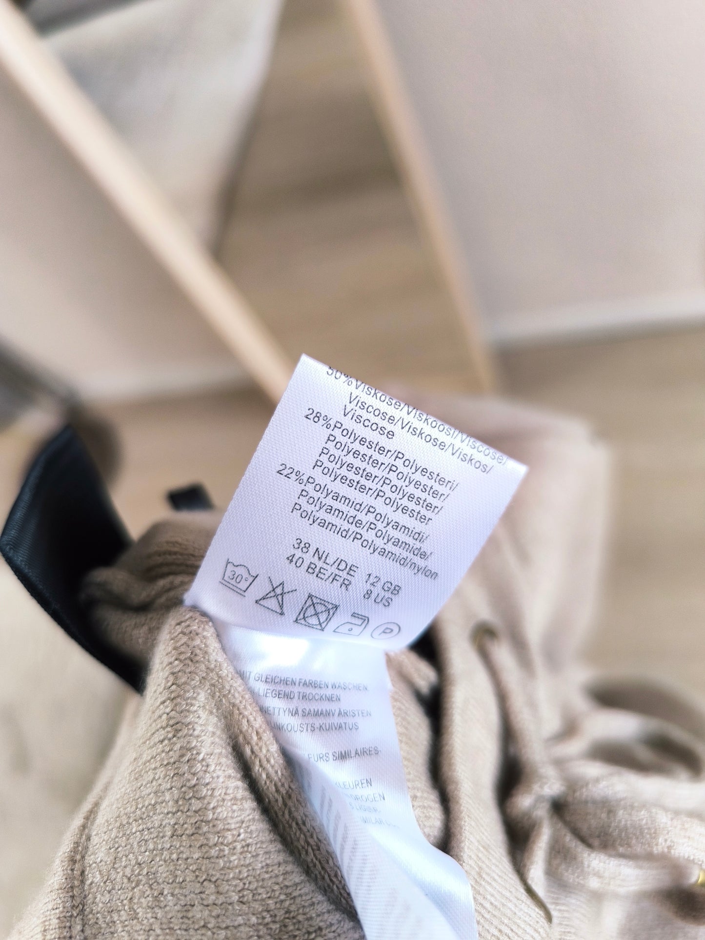 GRATIS BIJ BESTEDING V.A. €100 Poools knitted pants taupe beige