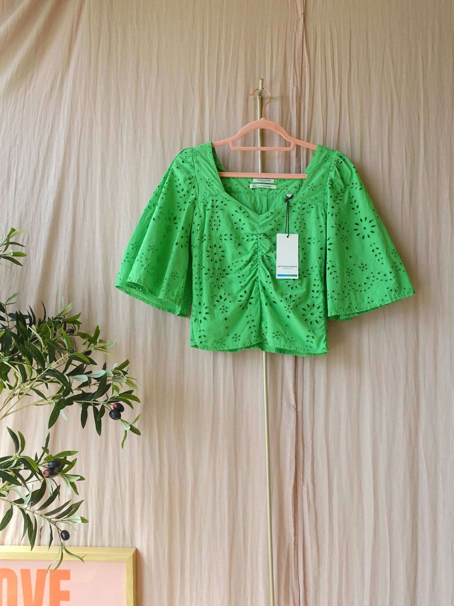 Scotch & Soda broderie anglaise cropped top