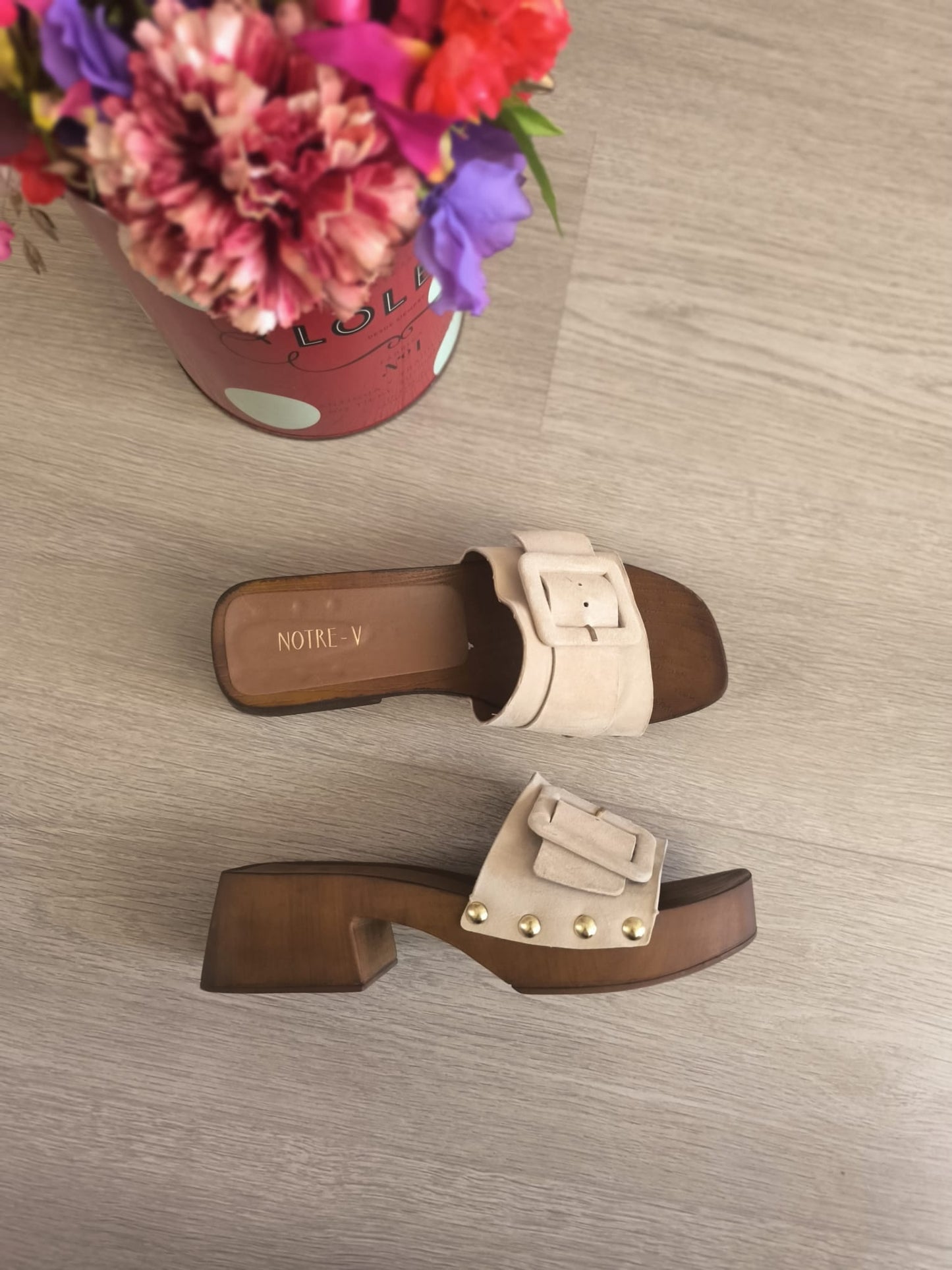 Notre-V chunky western mules beige / brown