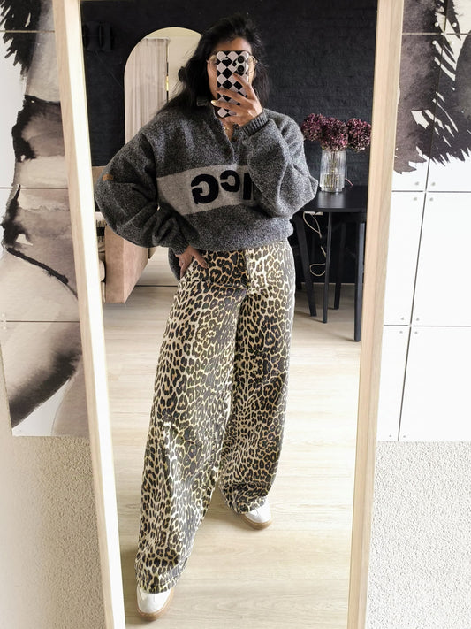 McGregor oversized wool logo knit
