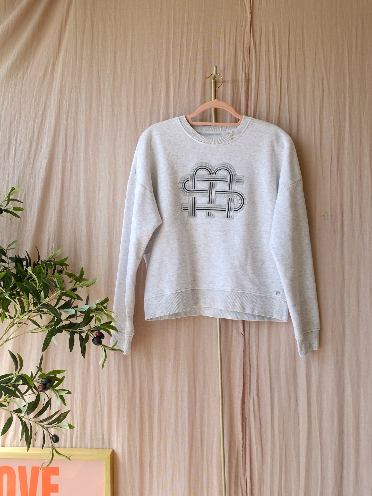 Melting Stockholm embroidered sweater light grey