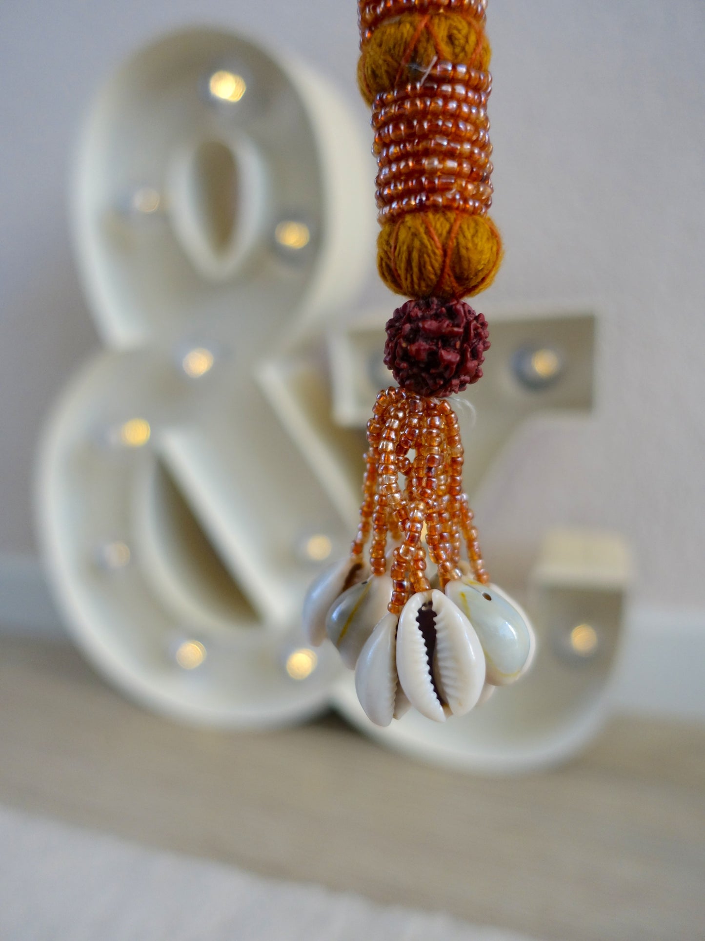 I AM JAI bagcharm / sleutelhanger warm brown