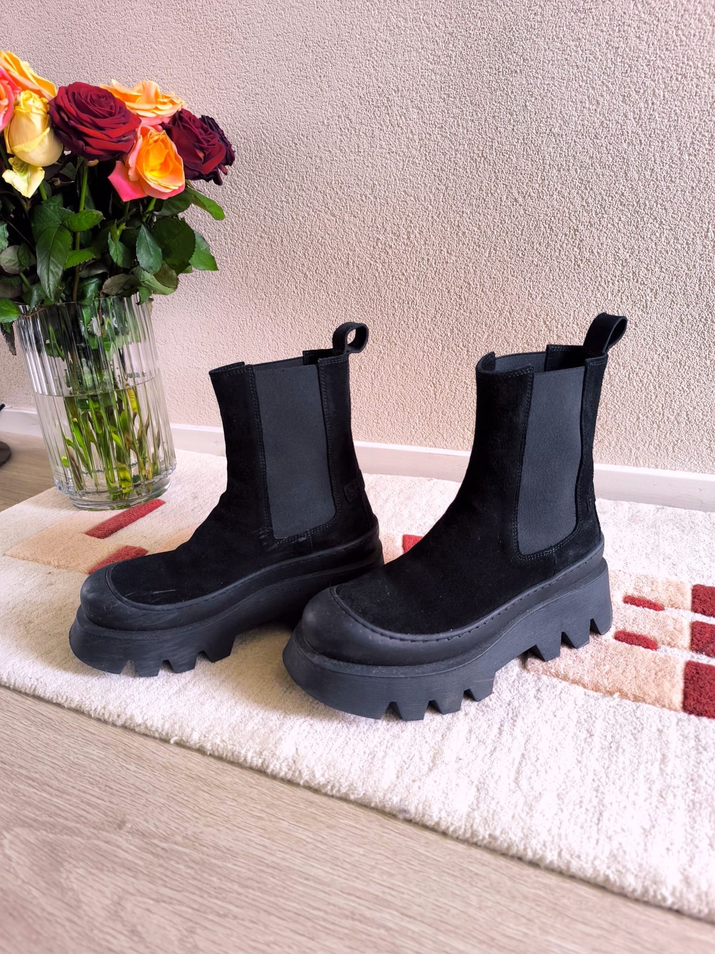 Shabbies chelsea platform ankle boot jet black